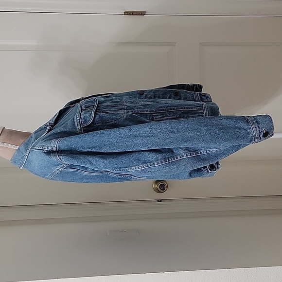 Lee Blue Denim Trucker Jacket, Size Unknown.  Excellent Condition - Picture 5 of 10